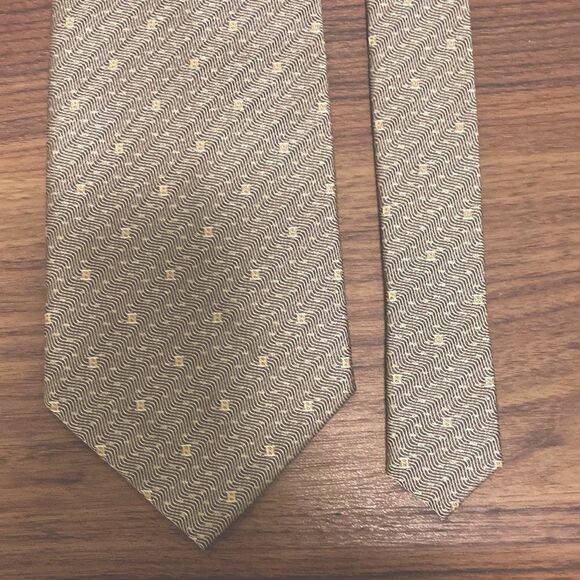 DuPont Handmade Woven Silk Tie in Green/Gold Micro Print. - Picture 1 of 6